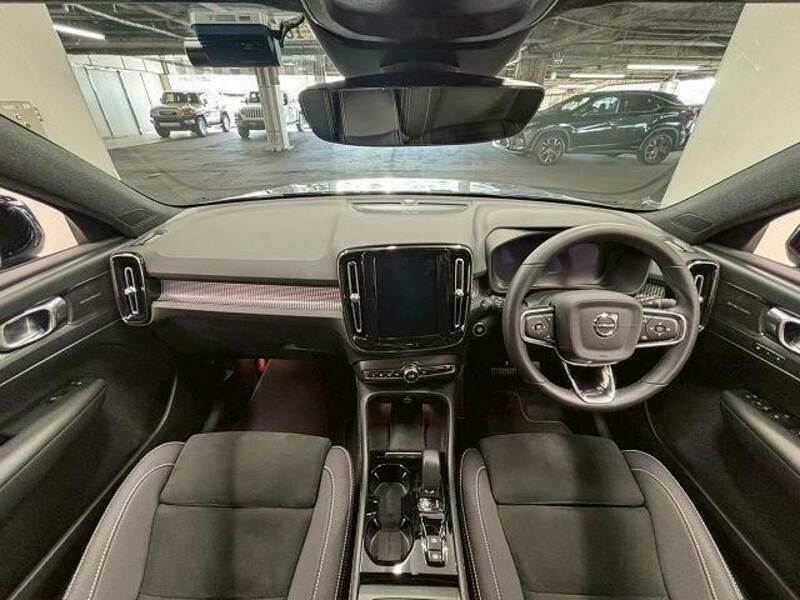 XC40