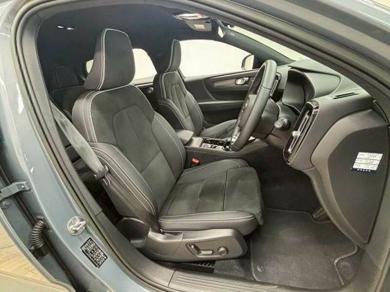XC40
