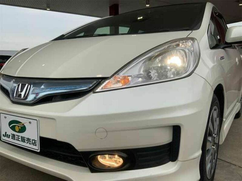 FIT HYBRID