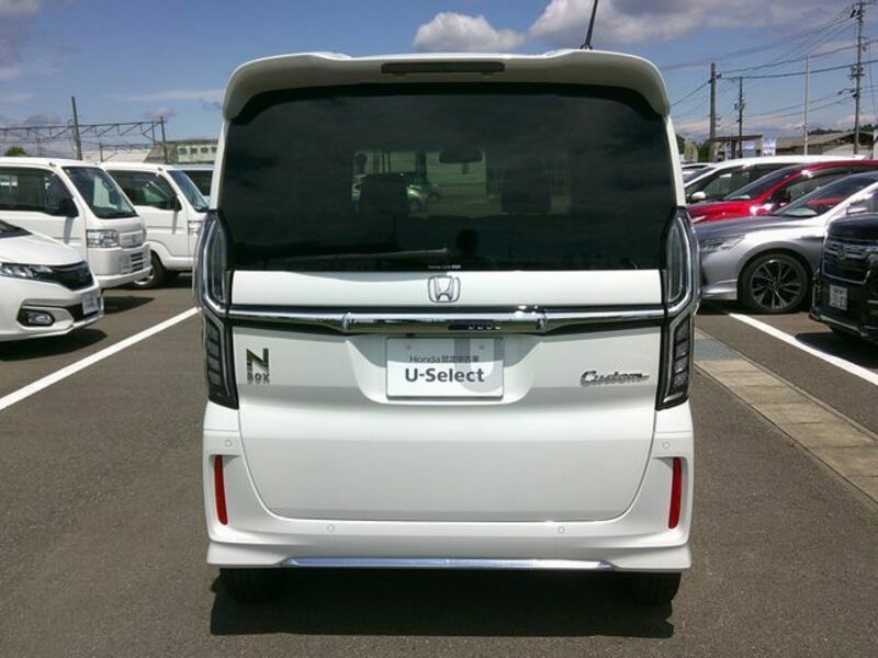N BOX CUSTOM