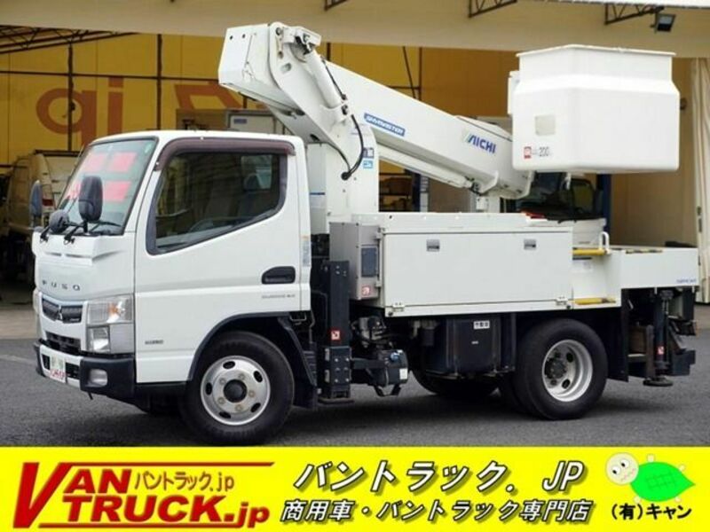 MITSUBISHI CANTER
