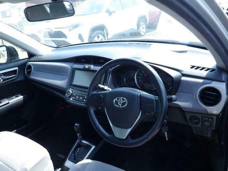 COROLLA AXIO