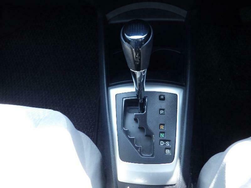 COROLLA AXIO