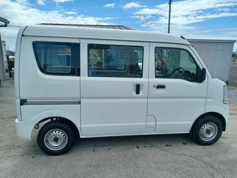 MINICAB VAN