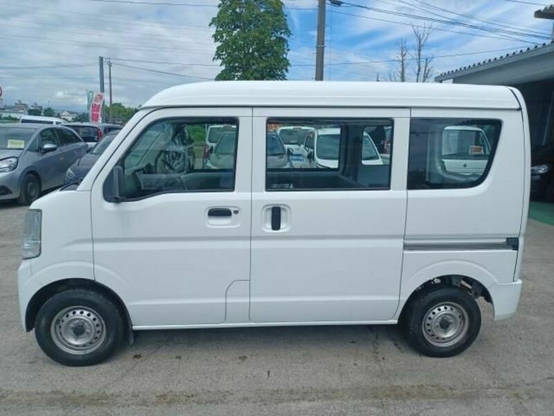 MINICAB VAN