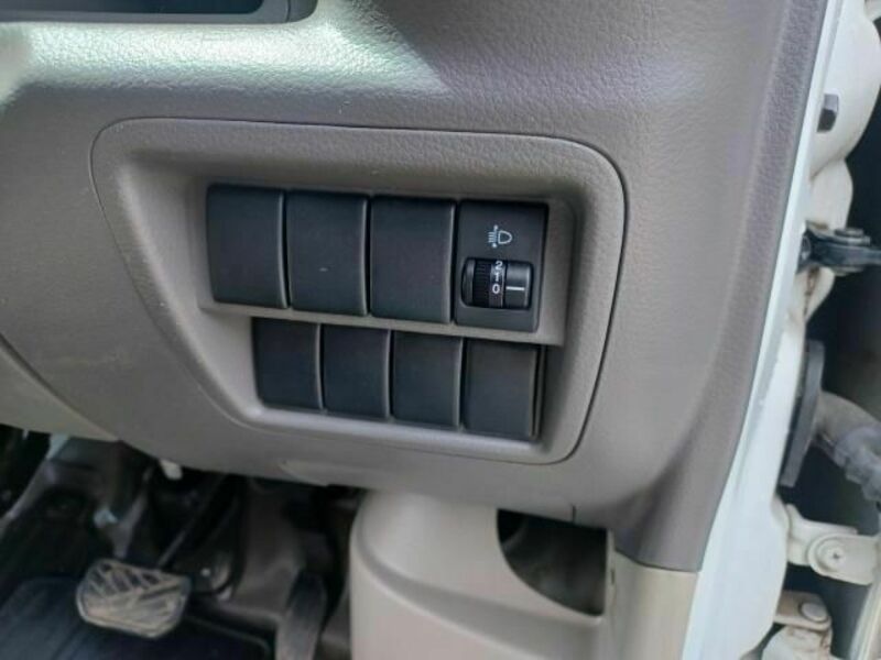 MINICAB VAN