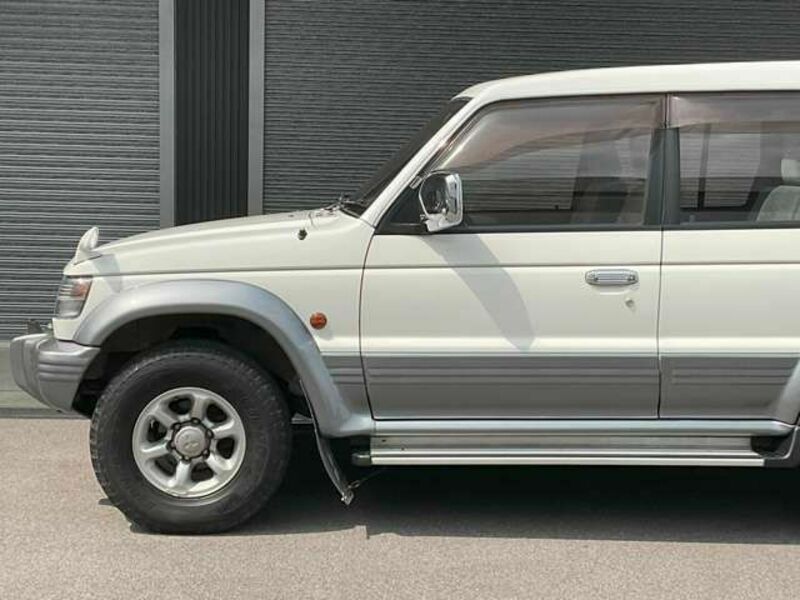 PAJERO