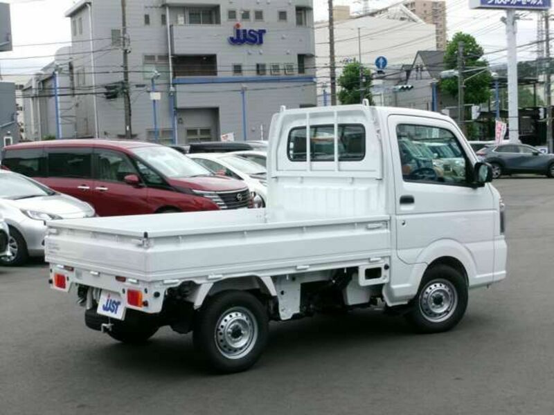 CLIPPER TRUCK