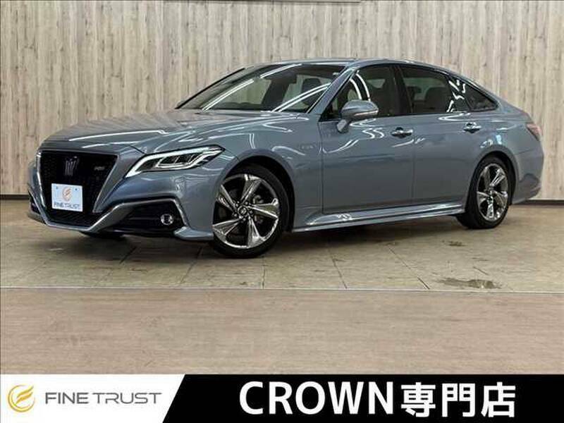 TOYOTA CROWN