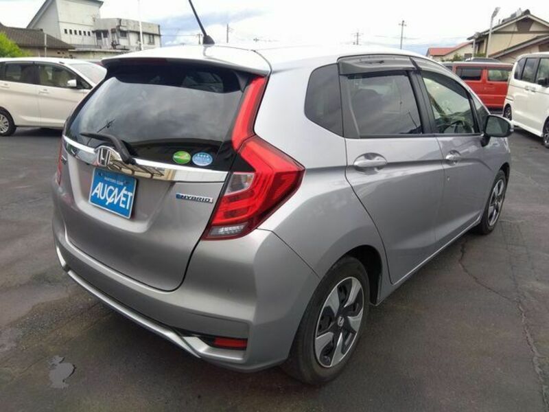 FIT HYBRID
