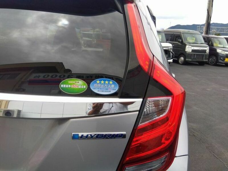 FIT HYBRID