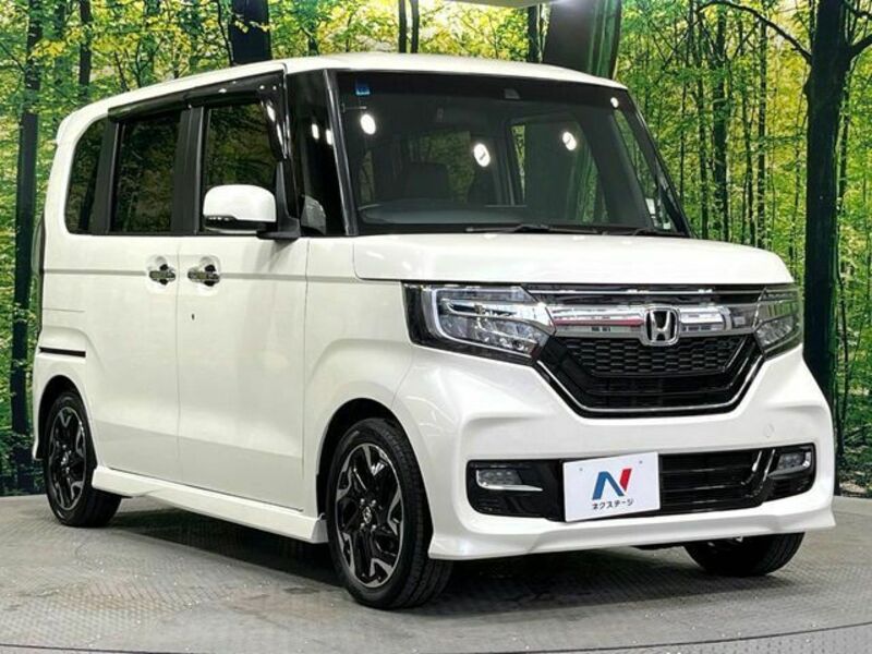 N BOX CUSTOM
