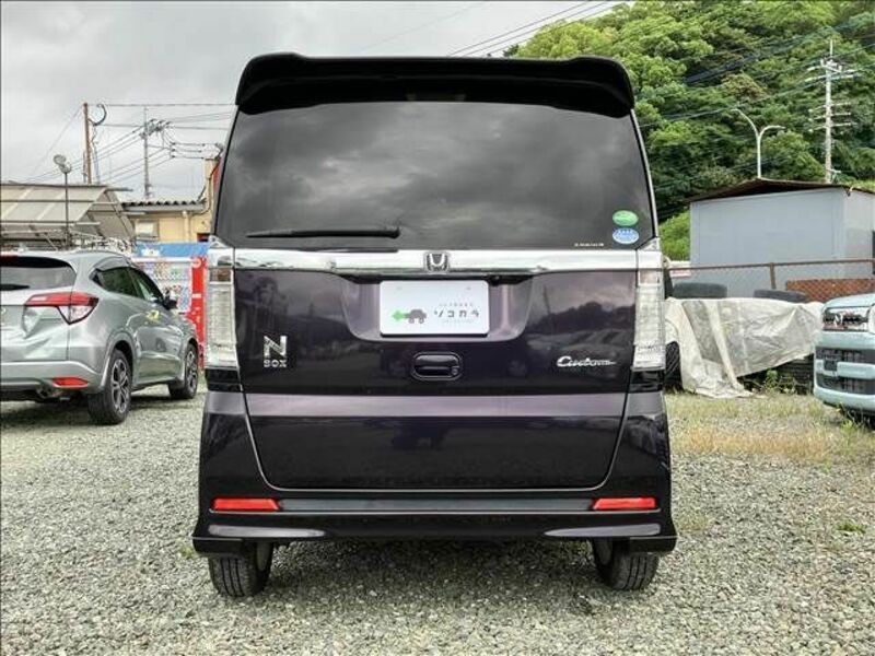N BOX CUSTOM