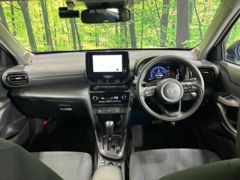 YARIS CROSS
