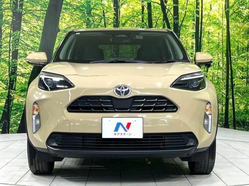 YARIS CROSS