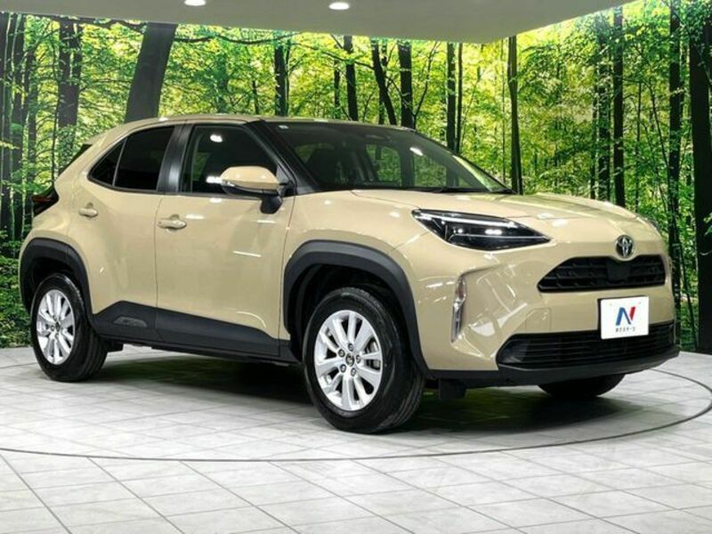 YARIS CROSS