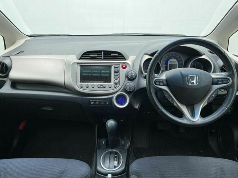 FIT HYBRID