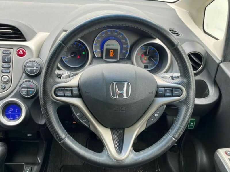 FIT HYBRID