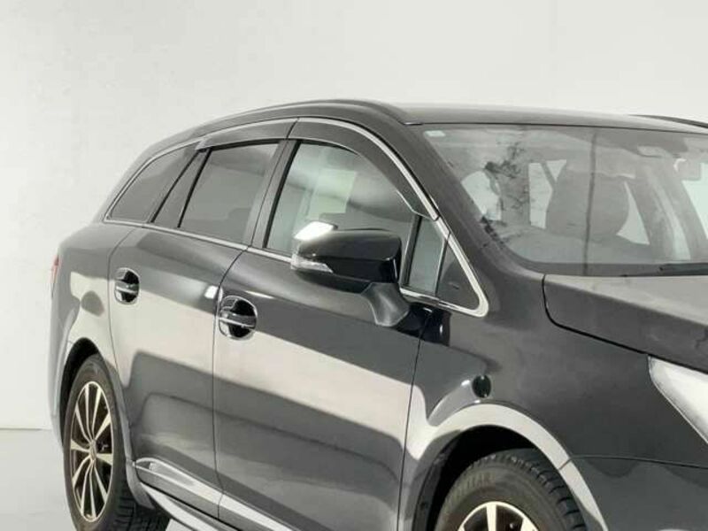 AVENSIS WAGON