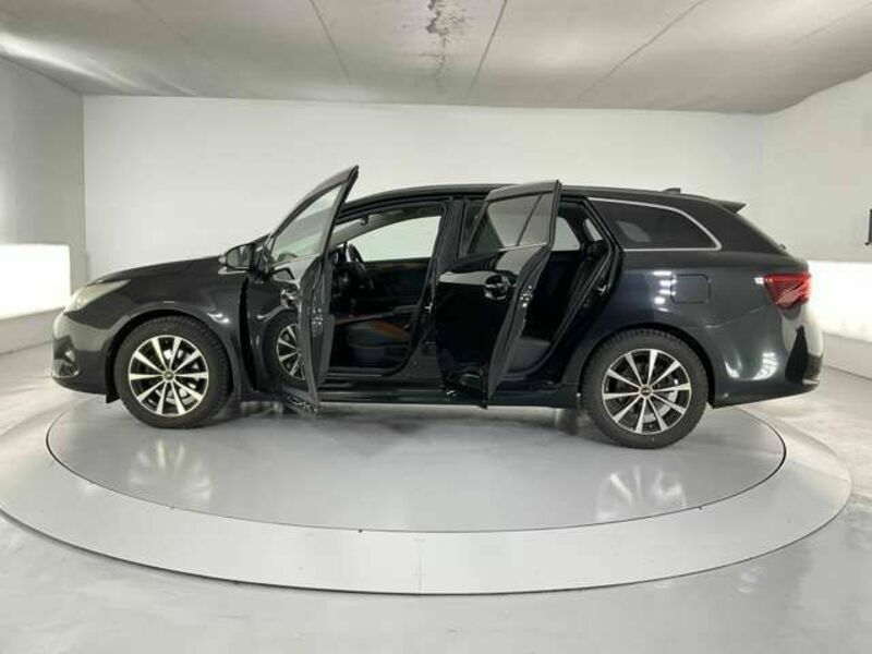 AVENSIS WAGON