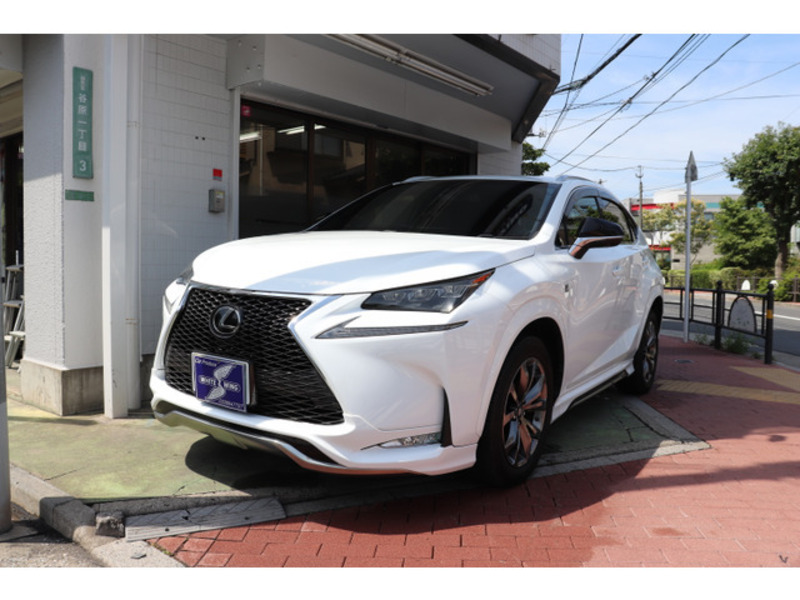 LEXUS NX