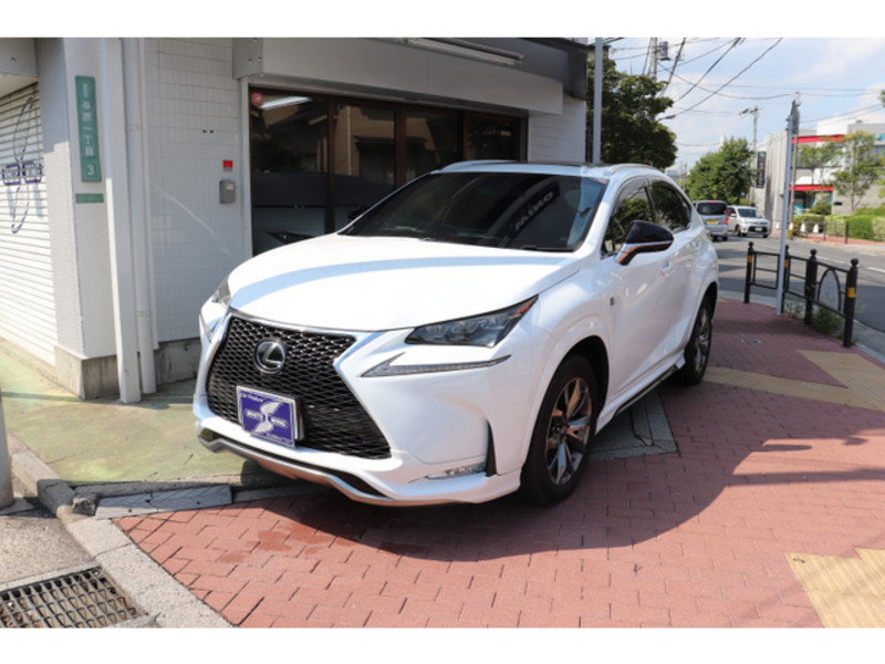 LEXUS NX