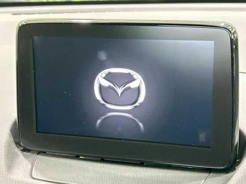 MAZDA2