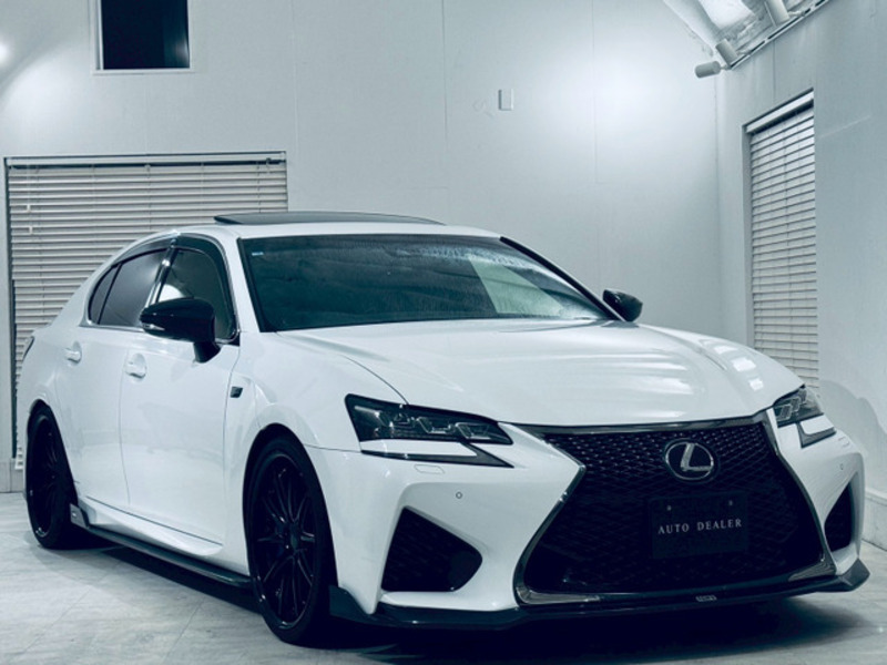 GS F