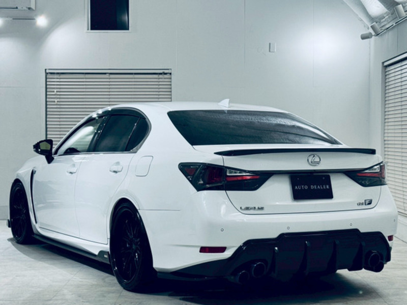 GS F