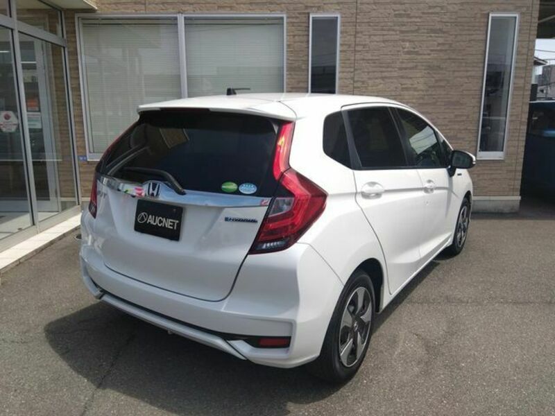 FIT HYBRID