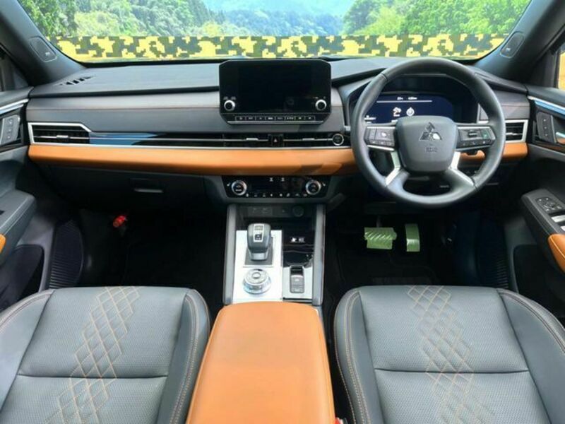 OUTLANDER PHEV