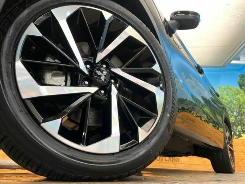 OUTLANDER PHEV