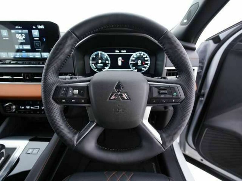 OUTLANDER PHEV