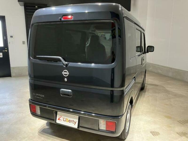 CLIPPER VAN
