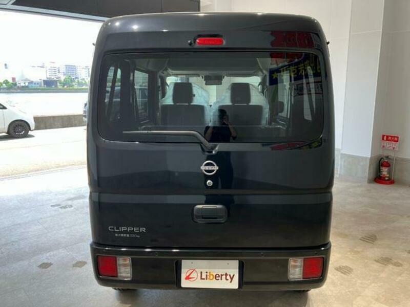 CLIPPER VAN