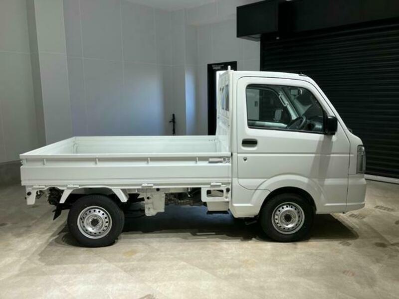 CLIPPER TRUCK