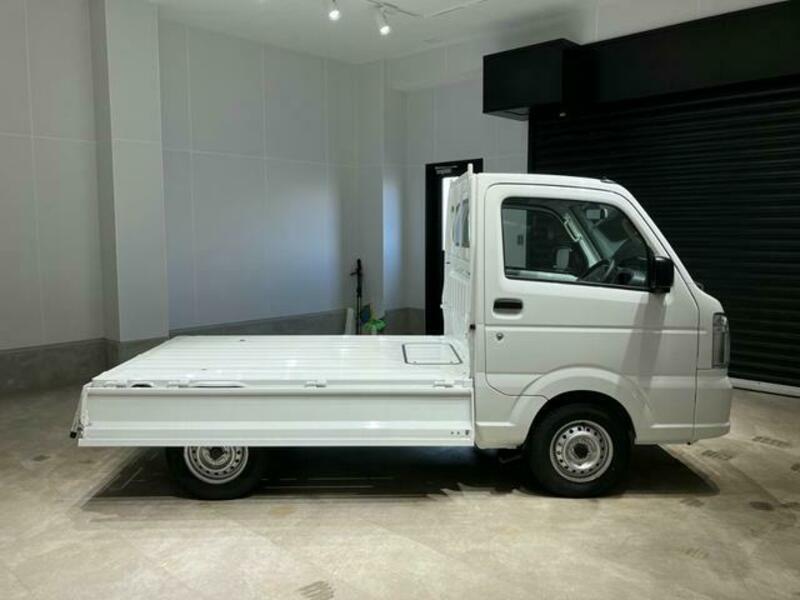 CLIPPER TRUCK