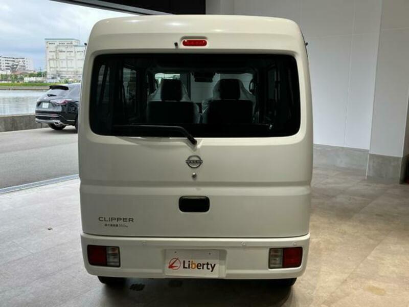 CLIPPER VAN