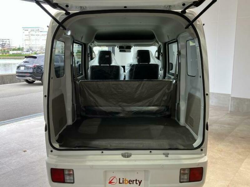 CLIPPER VAN