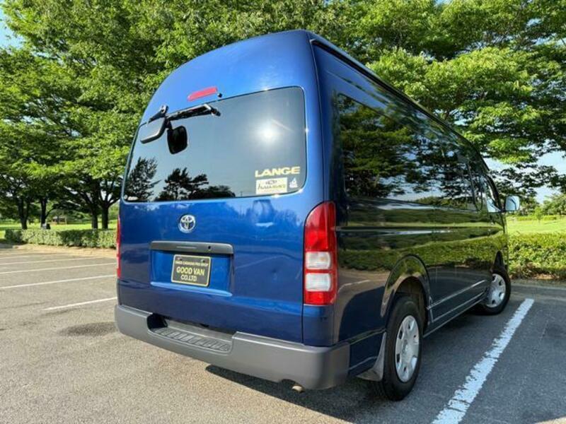HIACE VAN