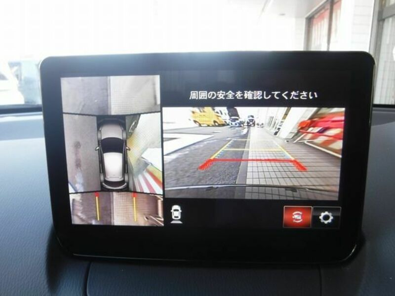 MAZDA2