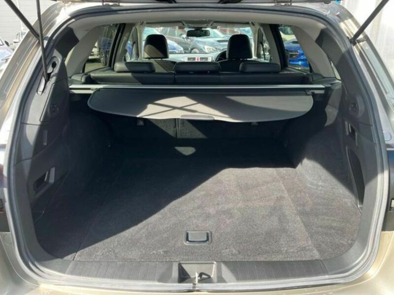 LEGACY OUTBACK