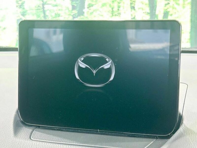 MAZDA2