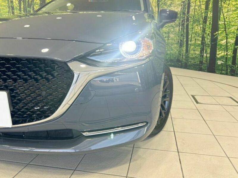 MAZDA2