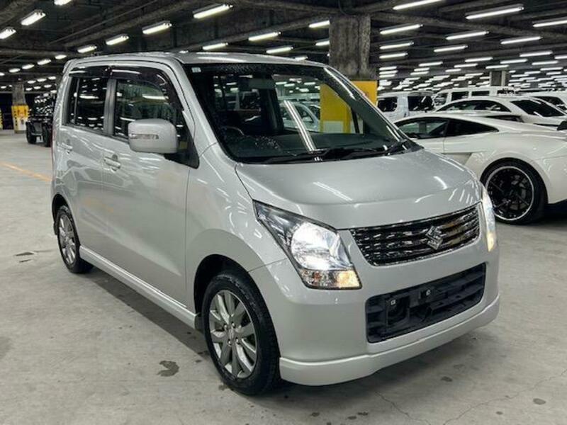 WAGON R