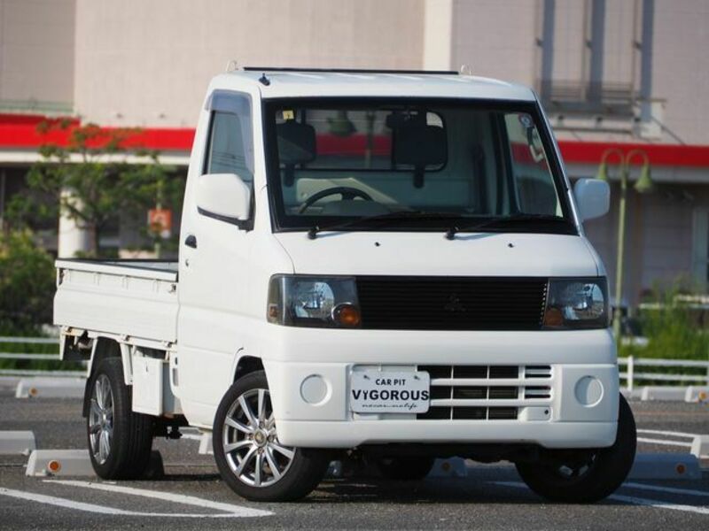 MITSUBISHI MINICAB TRUCK