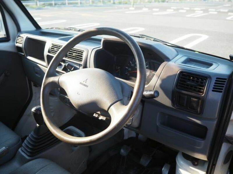 MINICAB TRUCK