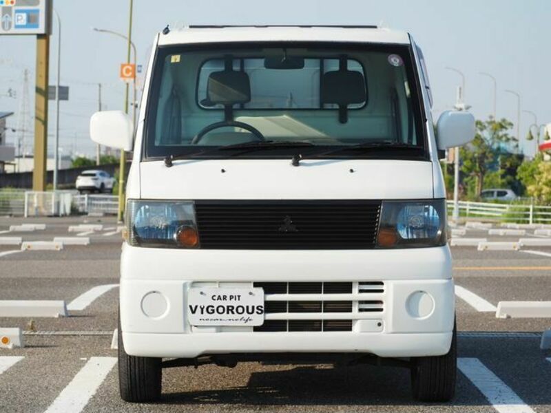 MINICAB TRUCK