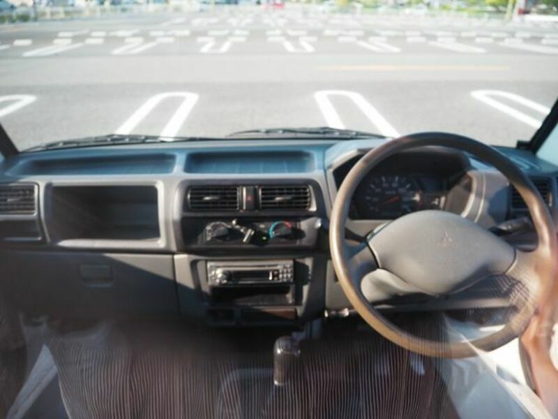 MINICAB TRUCK
