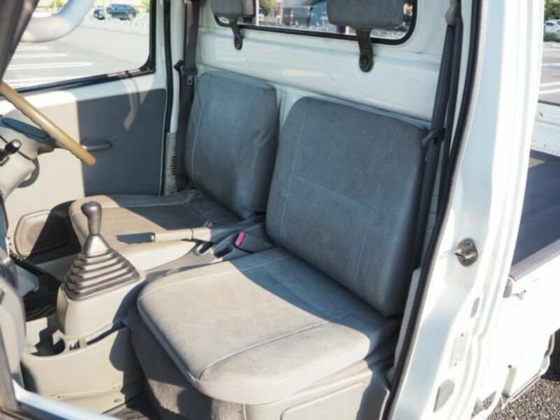 MINICAB TRUCK